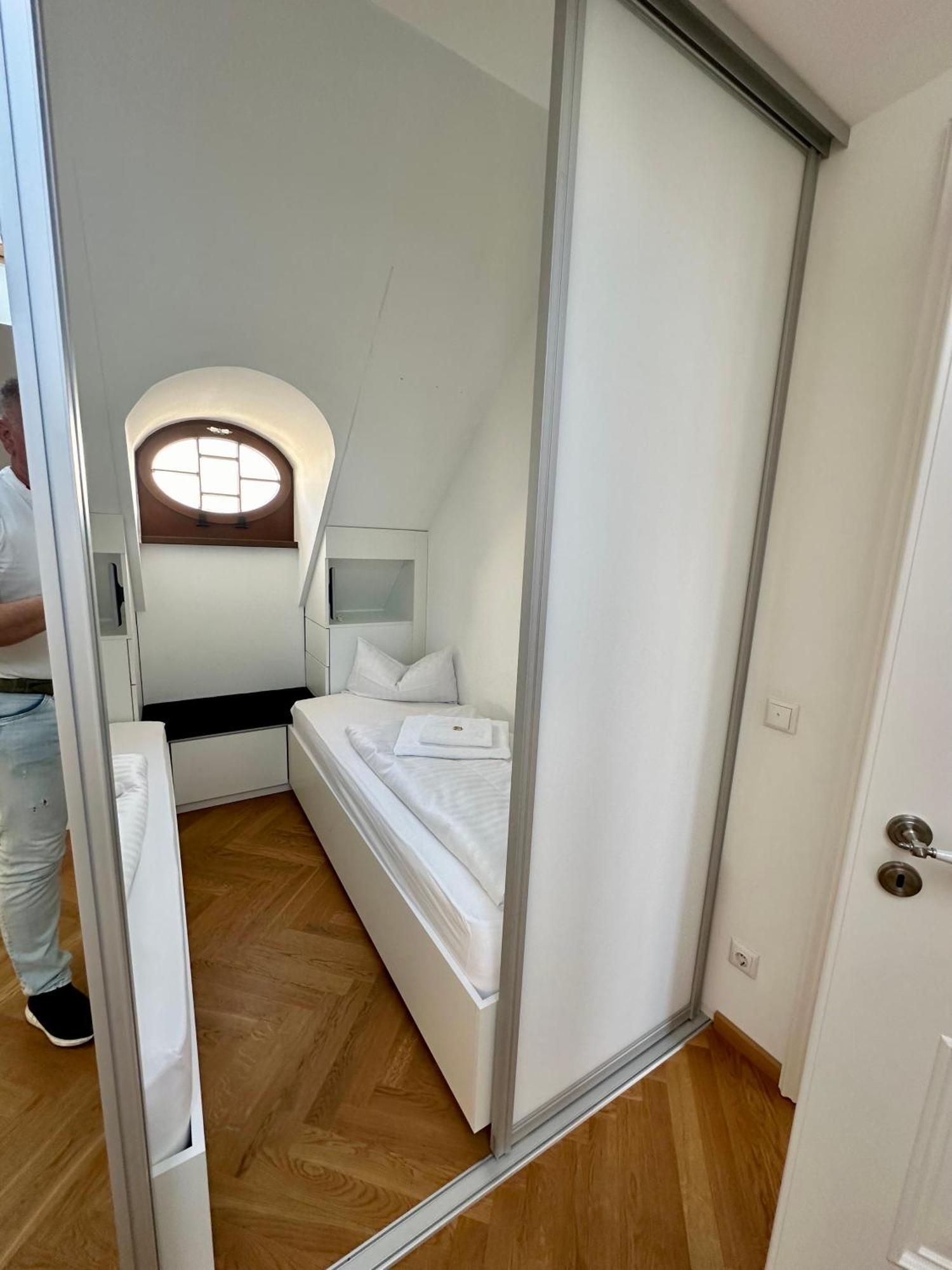 Luxus Suite Mit Einmaligem Blick Auf Die Frauenkirche Дрезден Екстериор снимка