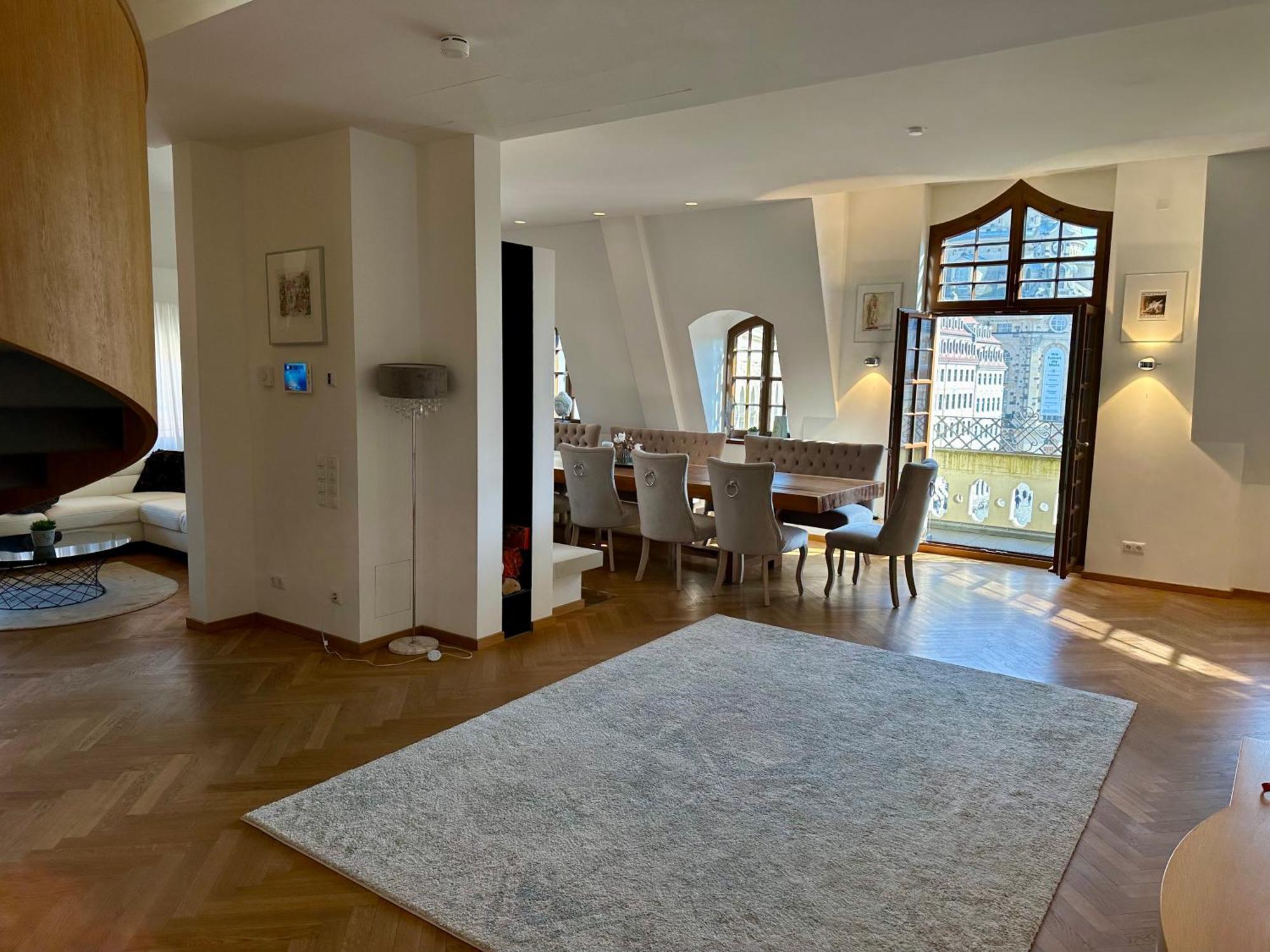Luxus Suite Mit Einmaligem Blick Auf Die Frauenkirche Дрезден Екстериор снимка